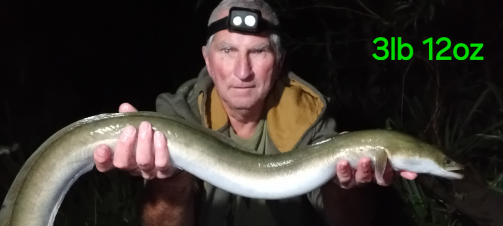 Tithe Barn Fishing Tithe barn middle lake. - Catch Reports - PDAS Forum