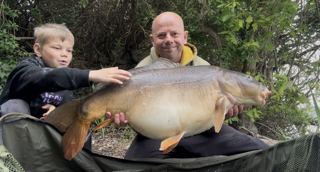 33lb stunner trusty feeder fishing fun - Catch Reports - PDAS Forum